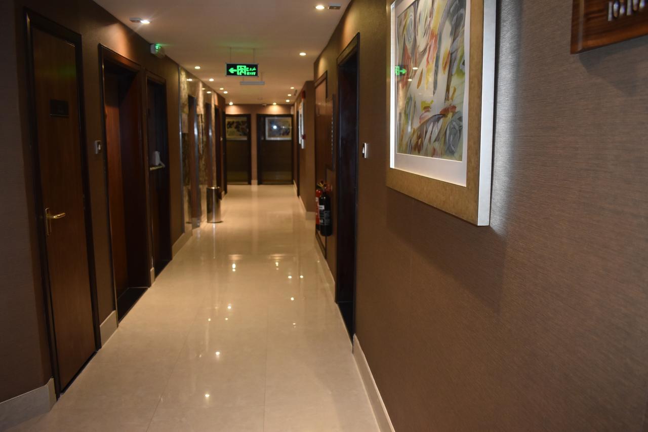 Emirates Plaza Hotel Abu Zabi Zewnętrze zdjęcie
