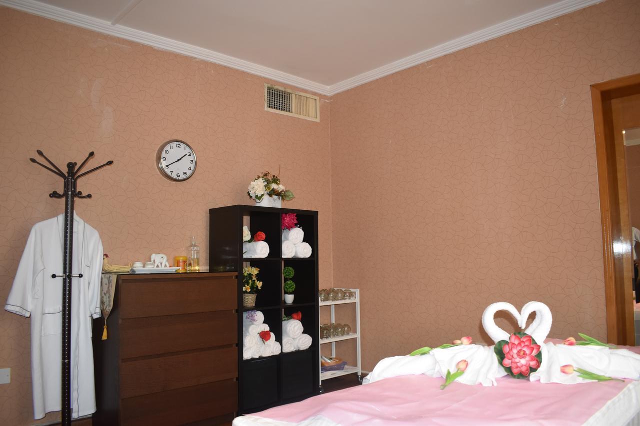 Emirates Plaza Hotel Abu Zabi Zewnętrze zdjęcie
